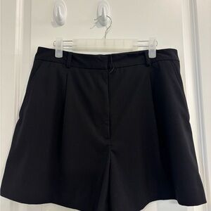 Zara Women's Black Tailored Shorts